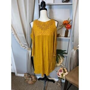 EST. 1946 size Small Gold Mustard Cold Shoulder Linec Crotchet Dress GUC